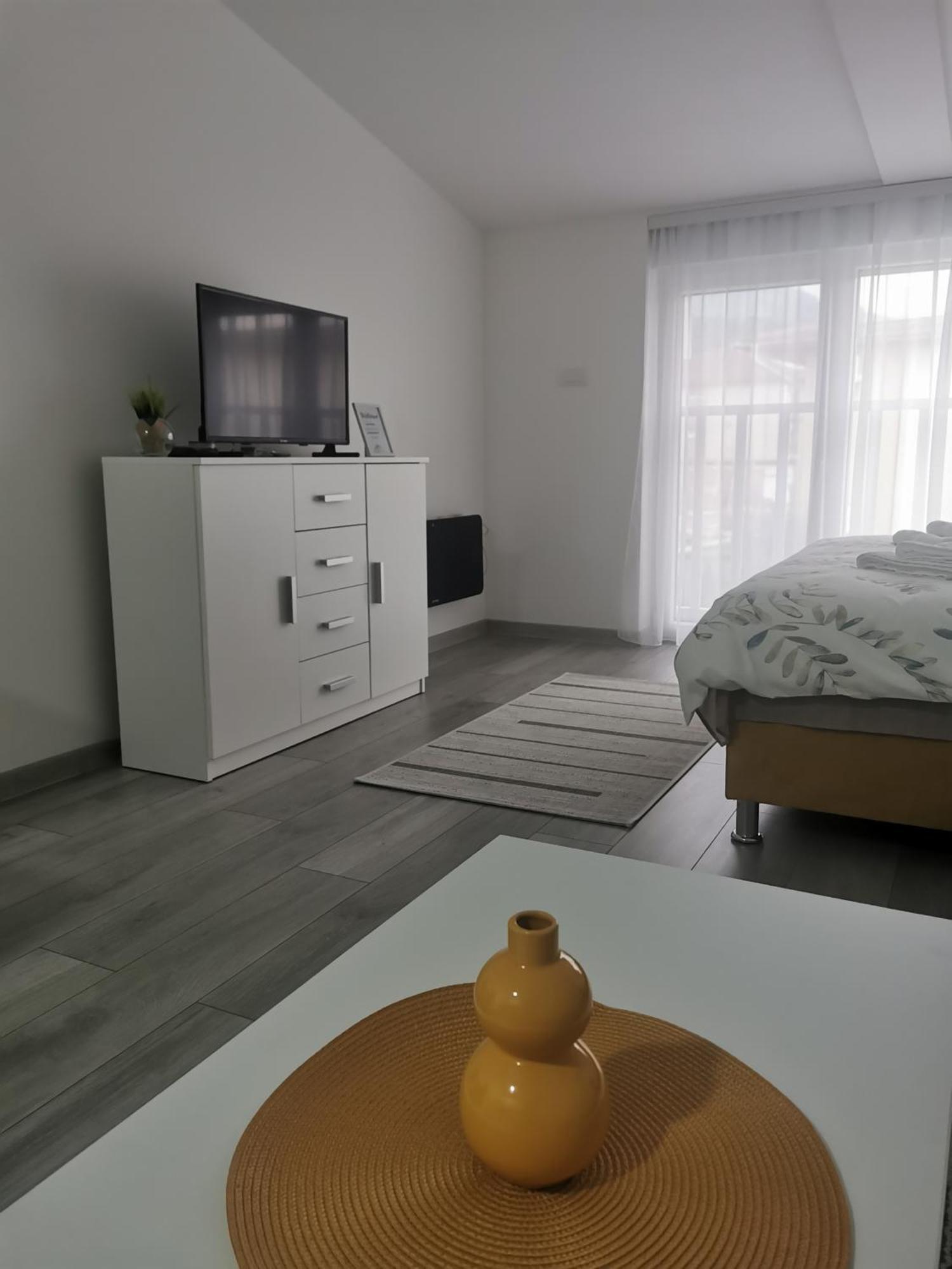 Studio Apartmani Banja Koviljača Esterno foto